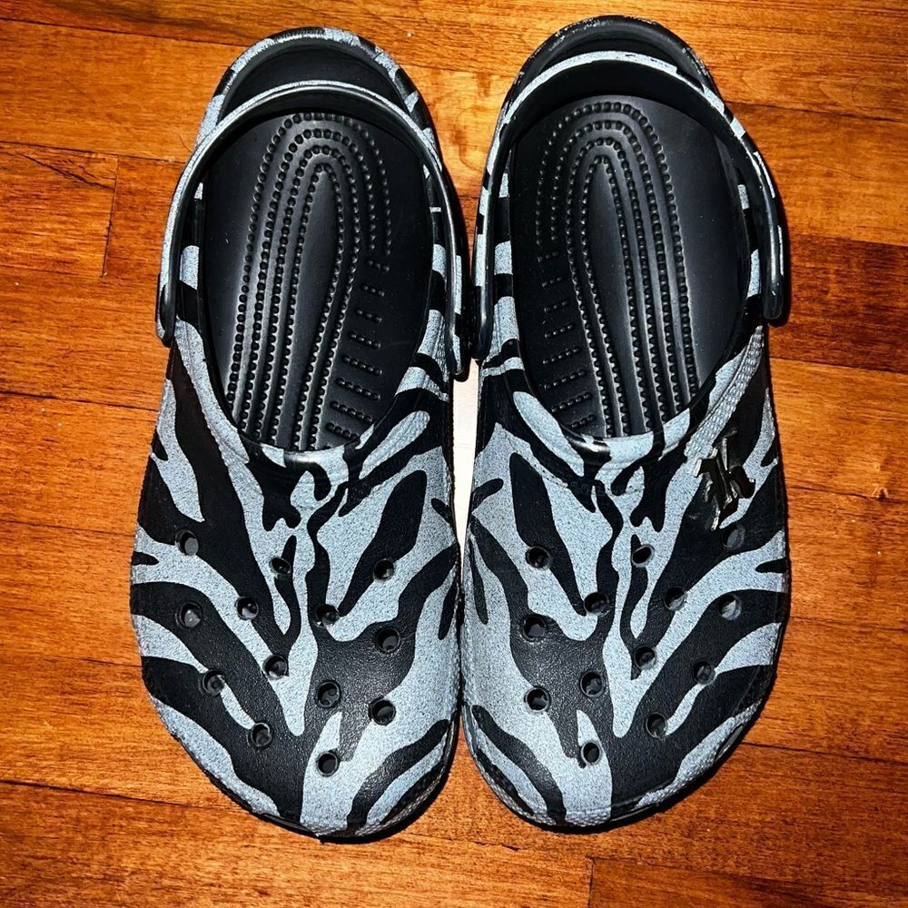 Christopher KANE crocs like new